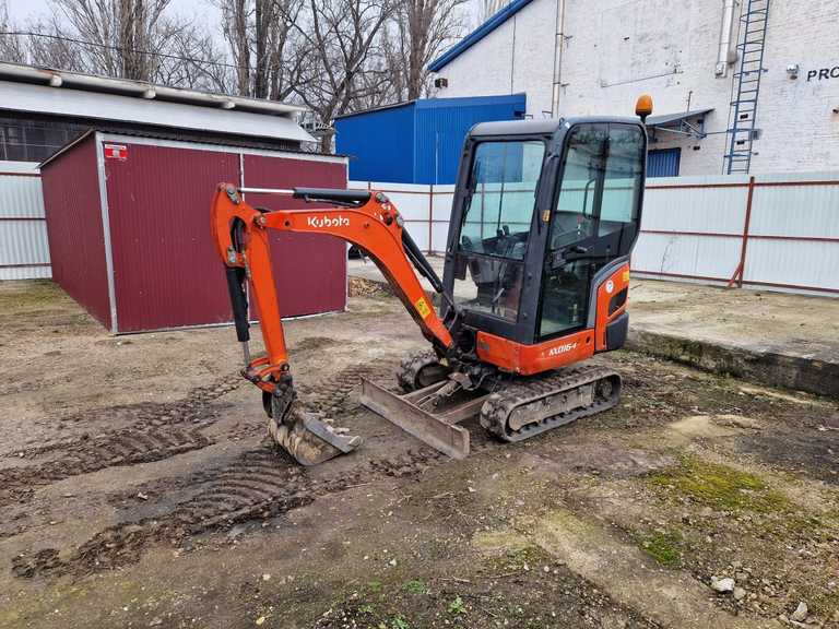 Kubota KX016-4 minikotró