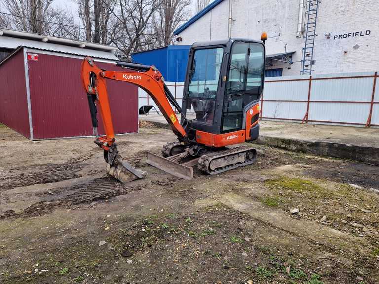Kubota KX016-4 minikotró