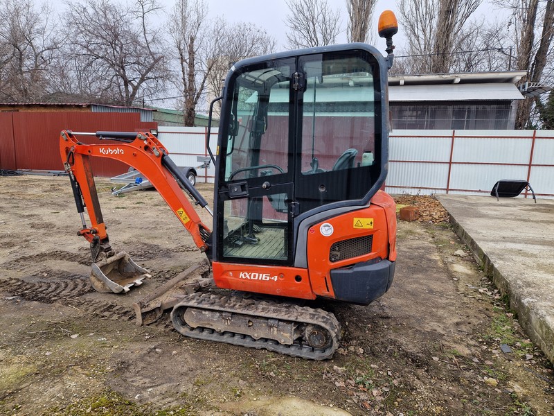 Kubota KX016-4 minikotró