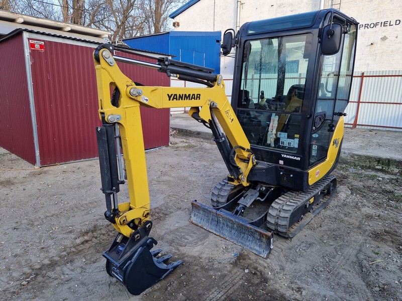 Bérelhető Yanmar SV 16 Minikotró